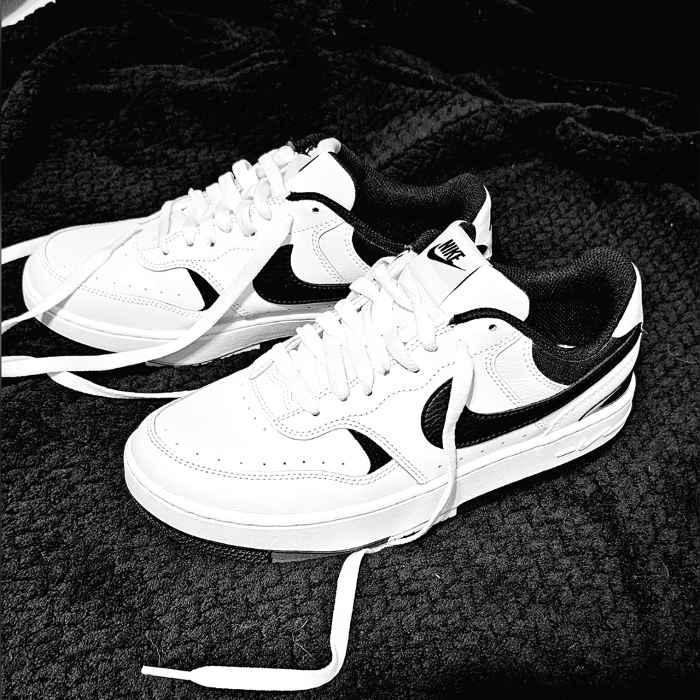 Nike Women's Gamma Force